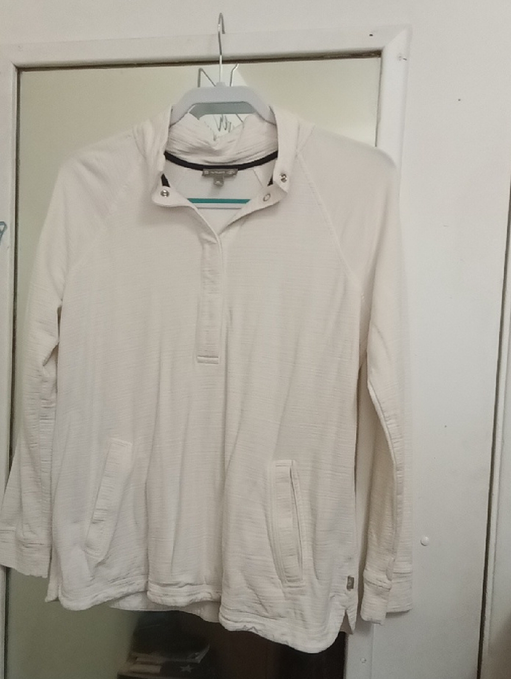Women's Ivory Pullover Top